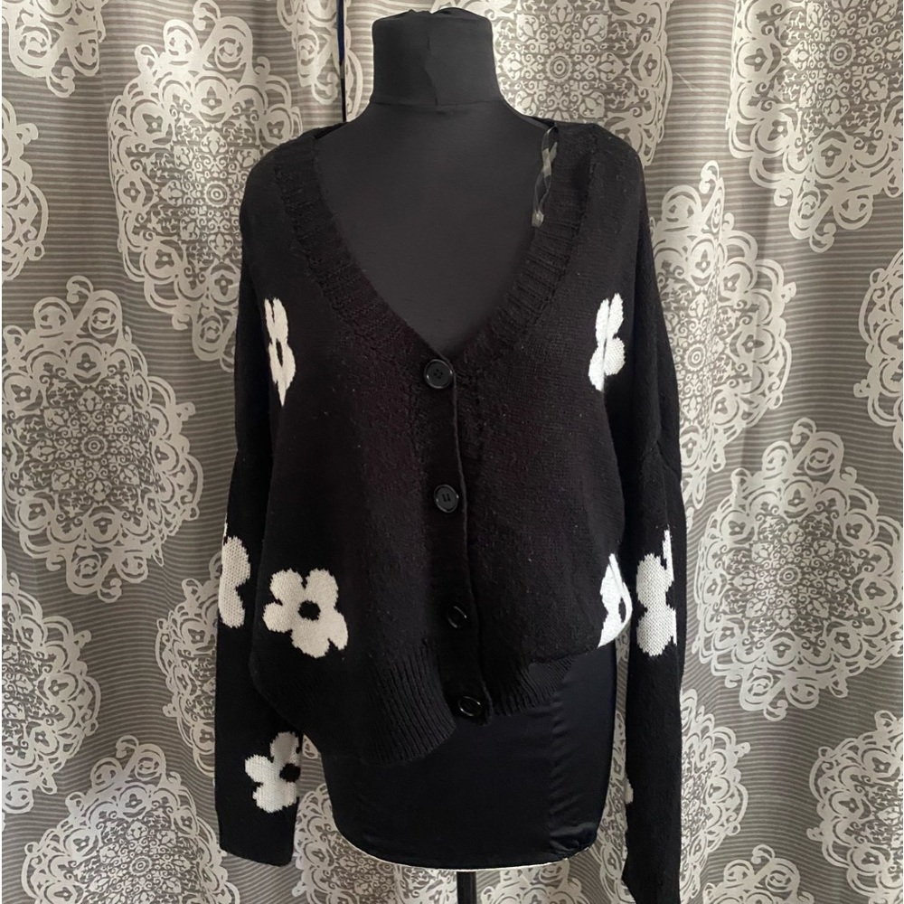 Knitted Flower Cardigan